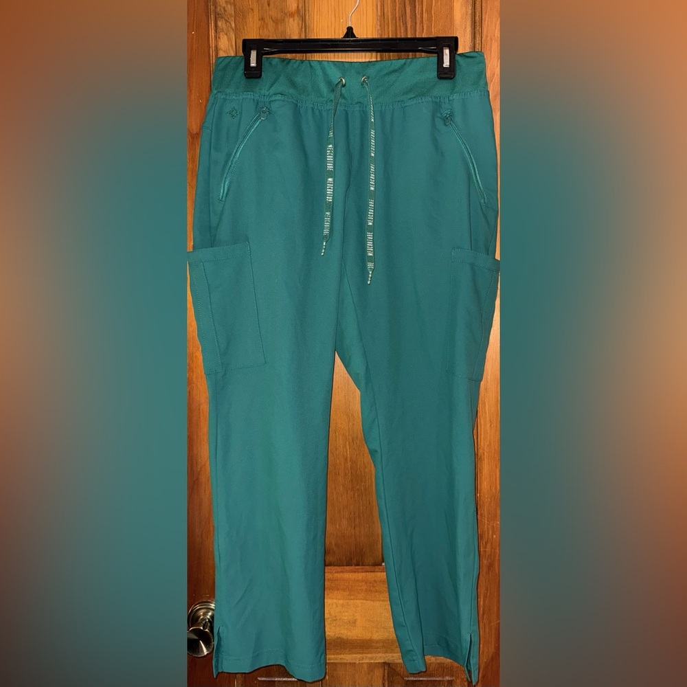 Green Women’s scrub Pants